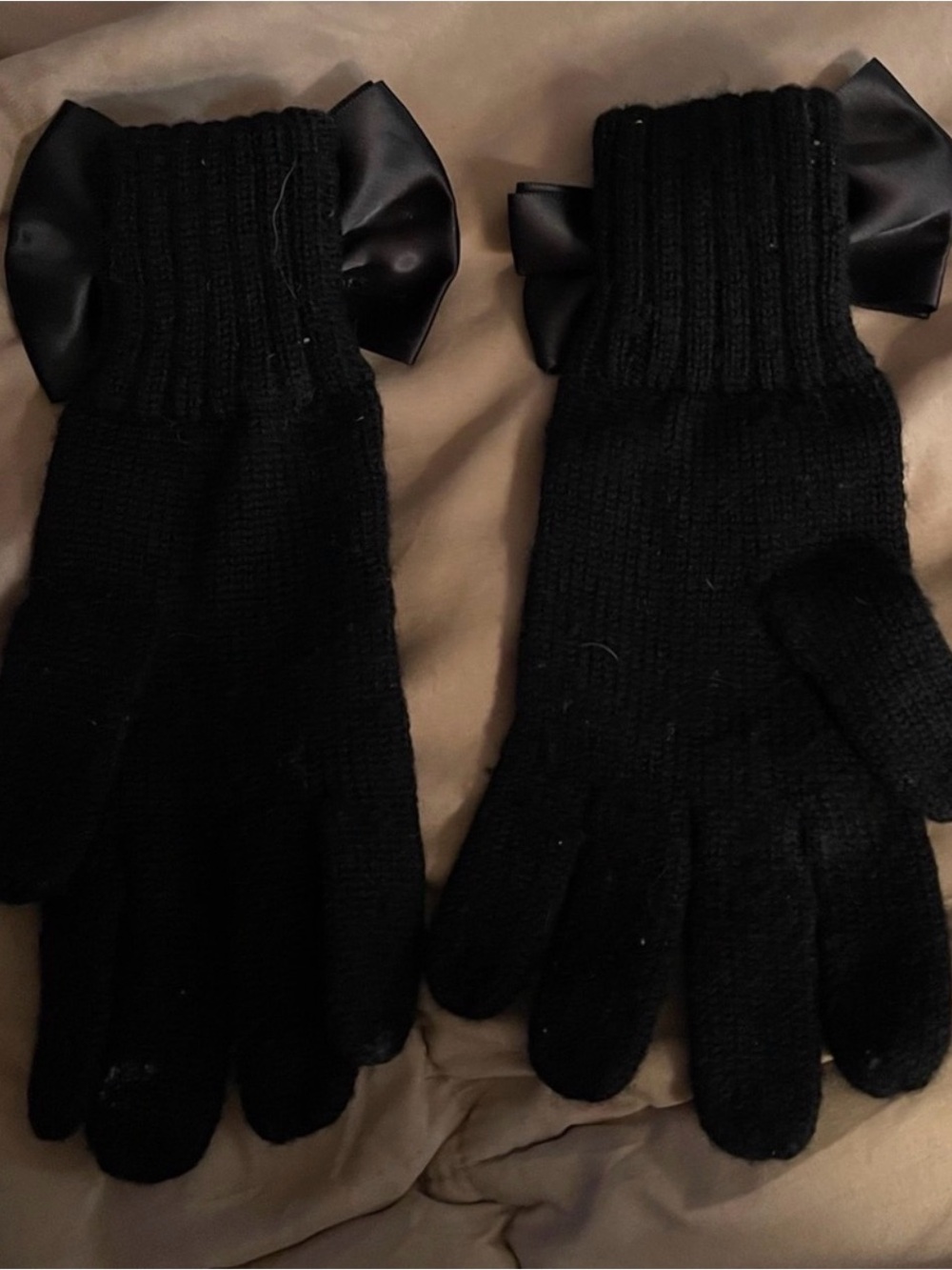 ⚜️Vintage Mickey & Minnie Mouse Beaded Gloves - Picture 3 of 3